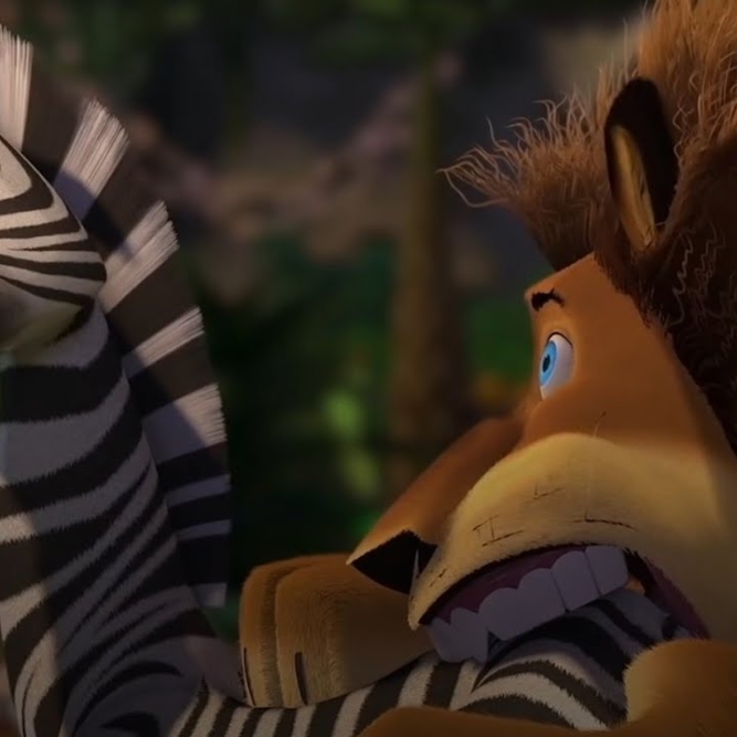 Alex biting Marty in the movie Madagascar