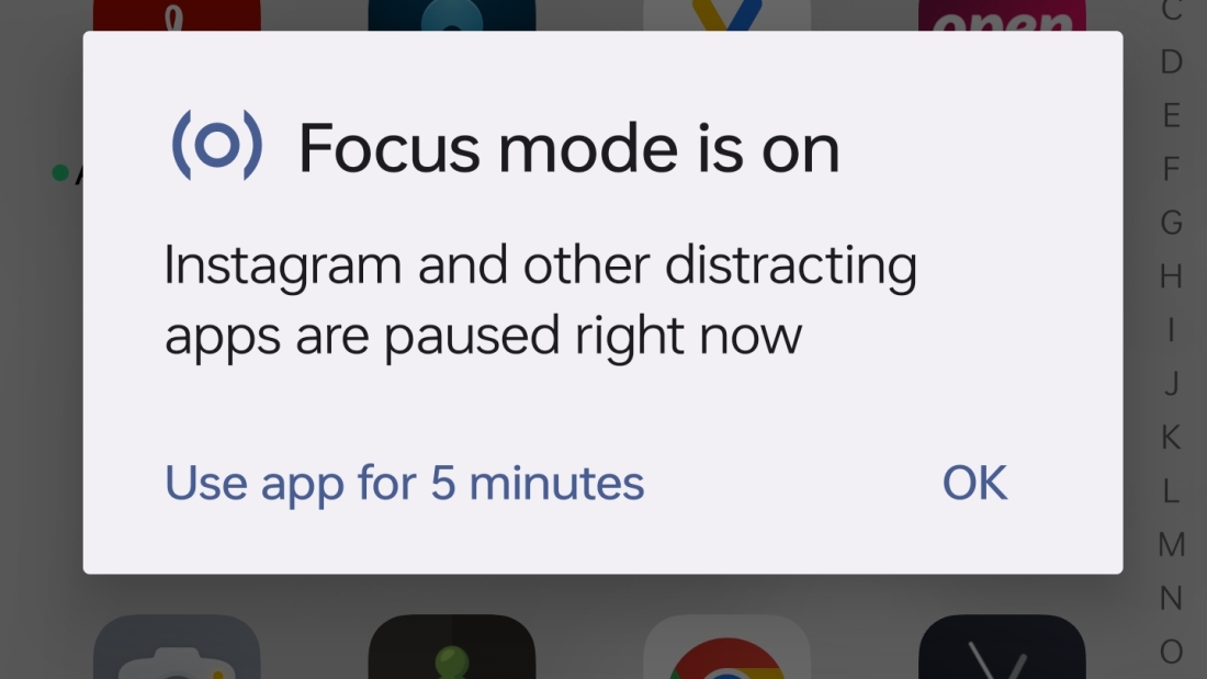 A pop-up on a phone screen that reads, "Focus mode is on".