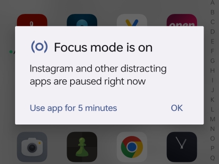 A pop-up on a phone screen that reads, "Focus mode is on".